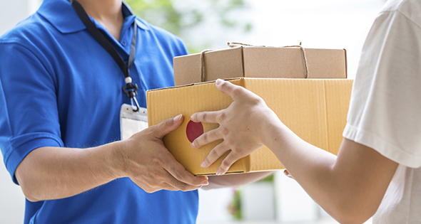 En Navidad crecen los envíos (iStock)