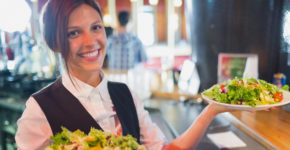 trabajar como camarero