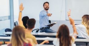 Oposiciones de Educación en Madrid, 2021 (iStock)