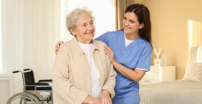 Inforesidencias lanza 1.571 empleos para trabajar con personas mayores (Adobe Stock)