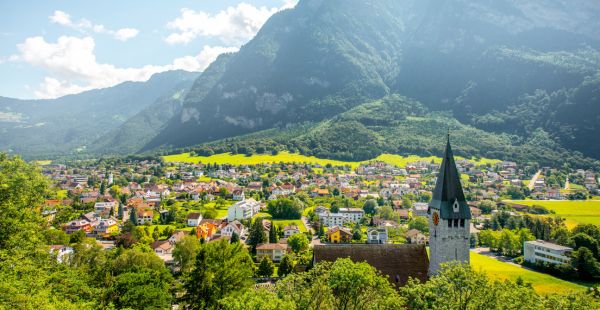 El país más rico de Europa busca españoles: casa gratis y sueldos de 8.000€ (Adobe Stock)