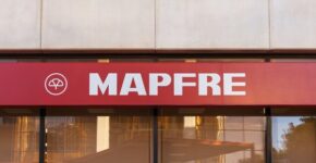 Mapfre busca trabajadores con sueldos de 1.750€ Sin experiencia y Teletrabajo (Adobe Stock)