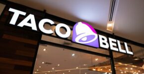Taco Bell busca personal en todo España (Adobe Stock)